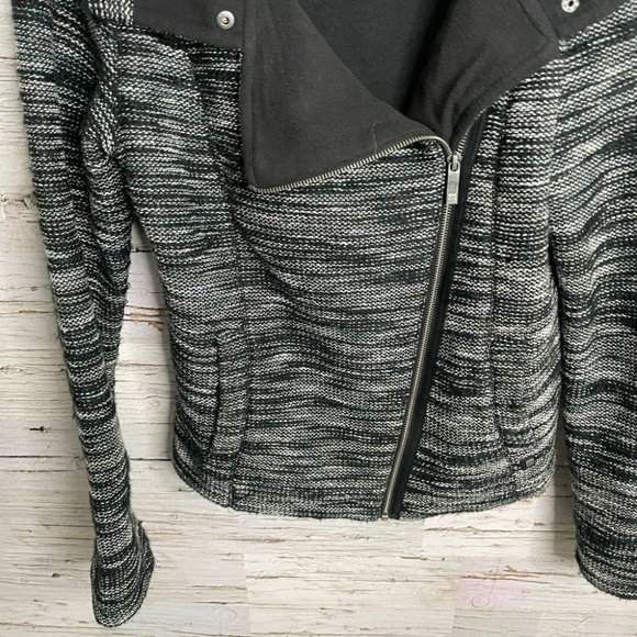 Bench gray black jacket sweater size xl - Picture 4 of 12